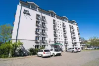 City Hotel Bucharest Hotell i Sector 6