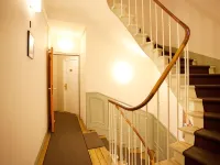 Nadaud Hotel Hotels near 20th arr.