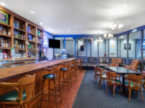 克洛維斯温德姆戴斯套房酒店 克洛維斯酒店