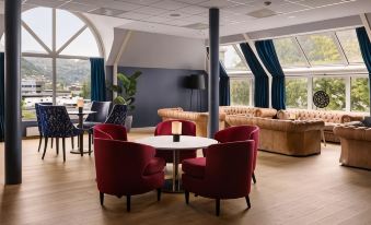 Scandic Sunnfjord Hotel & Spa