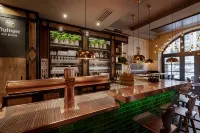 โรงแรมพลัทเซิล - ที่มีบาร์