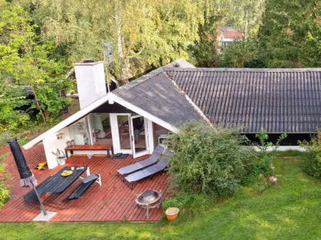 "Ninni" - 3.2km from the Sea Отели в г. Калуннборг