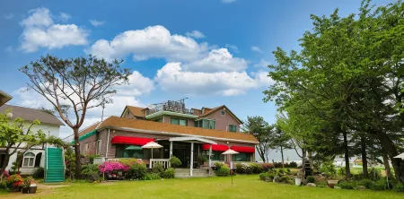 Cheorwon Making Memories Pension Отели в г. Чхорвон