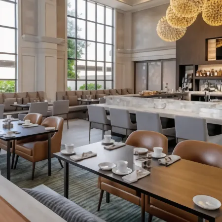 Delta Hotels Huntington Downtown