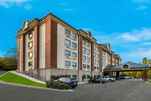 Holiday Inn Express BRANSON-GREEN MOUNTAIN DRIVE by IHG - 3-Star