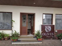 Olives Pleasant Stays - balcón