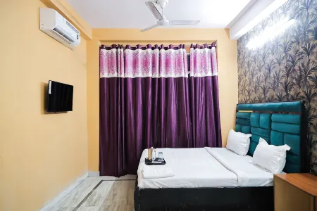 Roomshala 126 Mannat Inn