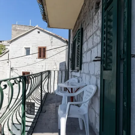 Apinelo Port Rooms
