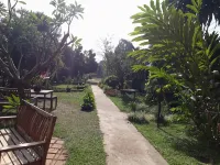 Thakhek Travel Lodge Hotels near Mekong Riverside View Point