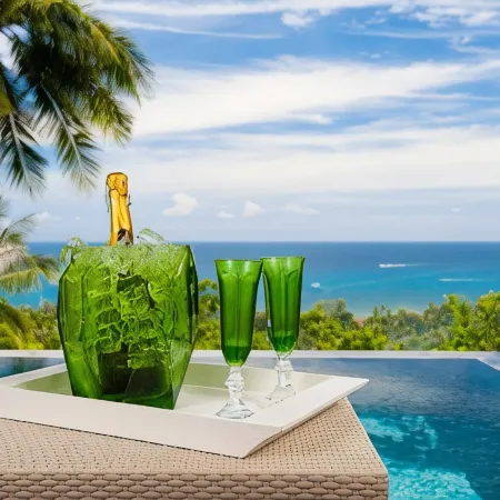Overthemoon Luxury Pool Villas