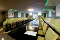 Green Park Hotel