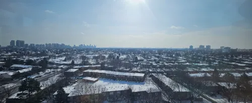 Right in the middle of Thornhill, Vaughan and North York.Bathurst & Steeles