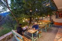 Zostel Old Manali - breakfast