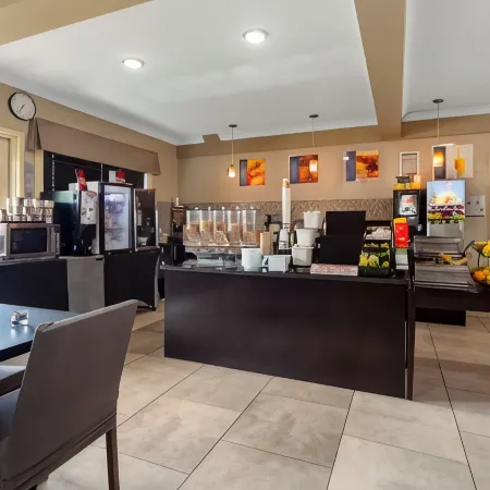Best Western Plus Fort Saskatchewan Inn  Suites