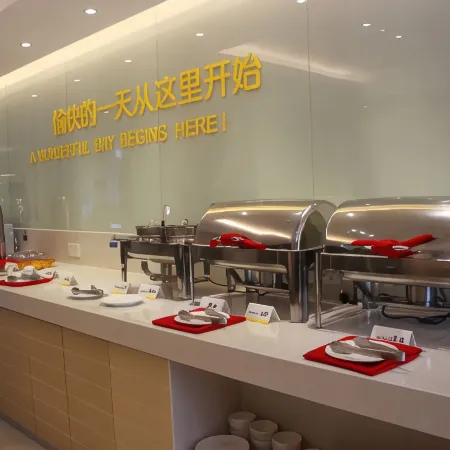 Convenient Hotel (Fangchenggang Shangsi Bus Station)
