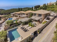 Christie's Luxury Suites by Dandy Hospitality - Ocean View