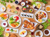 Maholova Minds Miura - breakfast