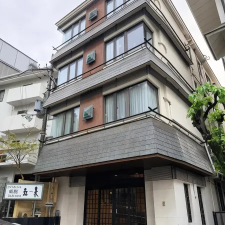 Ryokan Kousen Отели рядом с достопримечательностью «Район Нарамати»