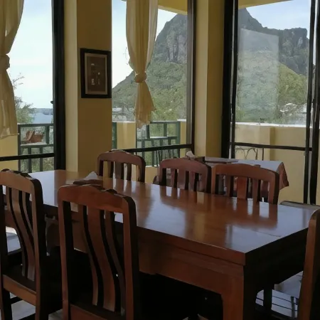 Aow Noi Sea View Resort