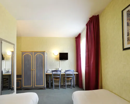 The Originals City, Hôtel des Arènes, Saintes Hotels in Saintes