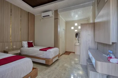 Aqzam Guest House Hotels near Dalem Ped Temple