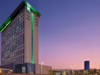 هوليداي إن دبي فستيفال سيتي Hotels near العوير