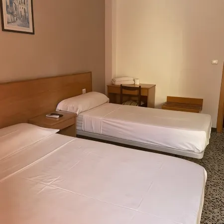 Hotel Iris