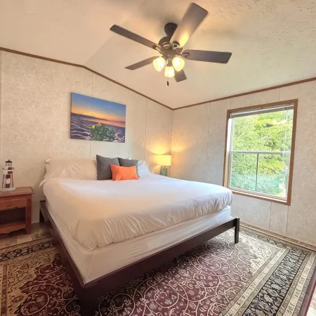 Serene Lake Superior Escape Beachfront Getaway or Snowy Ski Retreat