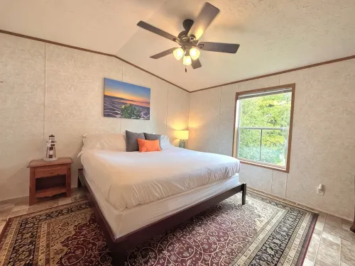 Serene Lake Superior Escape Beachfront Getaway or Snowy Ski Retreat
