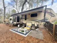 Riverside Retreat, Kayak, Swin, Fish - Homestays