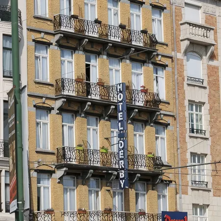 Hotel Derby Merode Отели рядом с достопримечательностью «Музей Автомир»