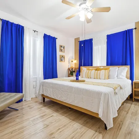 2Bd/1B/7Ppl/Wi-Fi/BBQ/Spa/Free Parking & Washer/Dryer