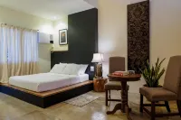 Ceda Guest House by HiveRooms - Pensions