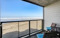 Salt + Cedar l Coastal Retreat - Beach