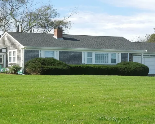 Ocean view House w 2 Bedrooms, 2 Bathrooms, living room,fireplace, kitchen,patio Hotels in Little Compton