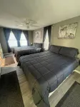 Small Home in the City of Alexandria! - Wifi