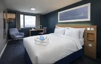 Travelodge London Chiswick High Road โรงแรมใกล้ชิสวิก