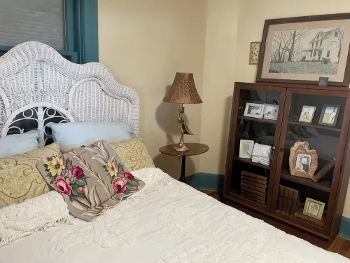The Cervantes house is a traditional 1800s adobe casa showcasing NM art - Bungalows