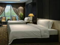Weiyuan River International Hotel - parcheggio