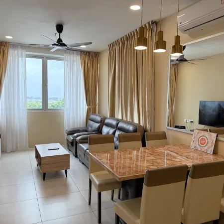 Jeff & Ricky Homestay 52@Metrocity Santubong View.