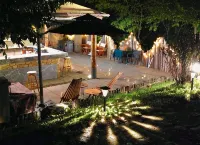 Yunxi Homestay (Academy Road Branch)