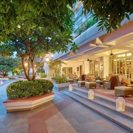 Taj Bengal Отели рядом с достопримечательностью «Национальная Библиотека»
