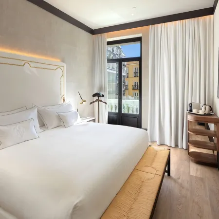 Hotel Montera Madrid, Curio Collection by Hilton