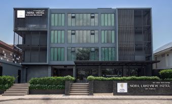 Nora LakeView