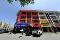 Uptown Eco Hotel - 2-Star