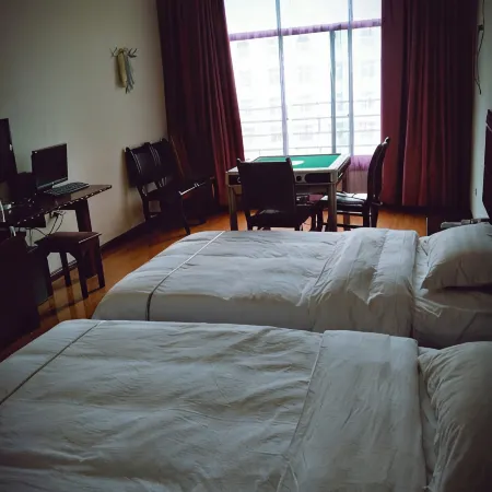 Pingli Sanpinxiang Hotel Отели в г. Пинли
