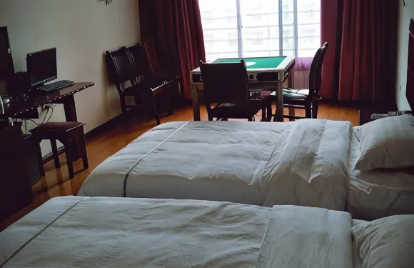 平利三品香賓館