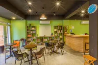 Golden House Hostel