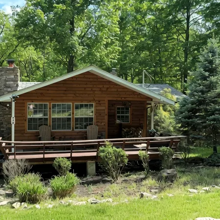 Bob's Big Woods Bungalow - 3 Bedrooms-3 Bath  - A/C and Wifi