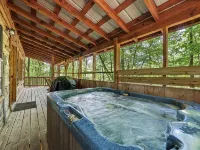 Matthew11:28~4 MIL Pkwy-Dwntwn Pigfrge Hot Tub, Wifi-Gas Fireplace-No Extra Fees